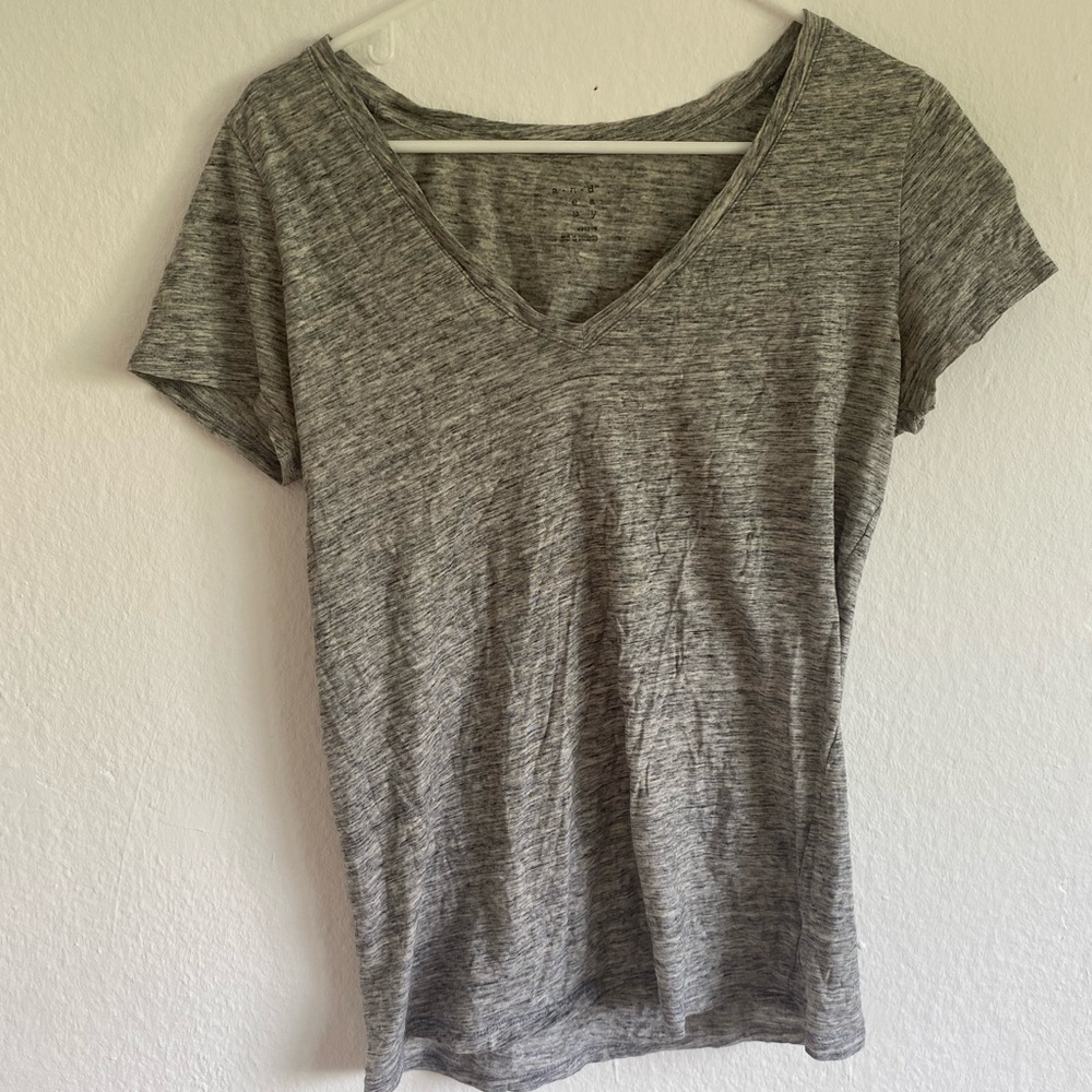 Andeaway vneck grey tee
